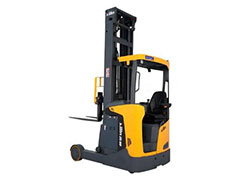 Reach trucks